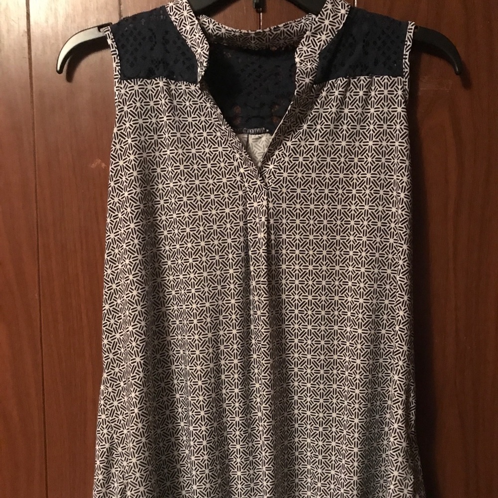 Navy top size L